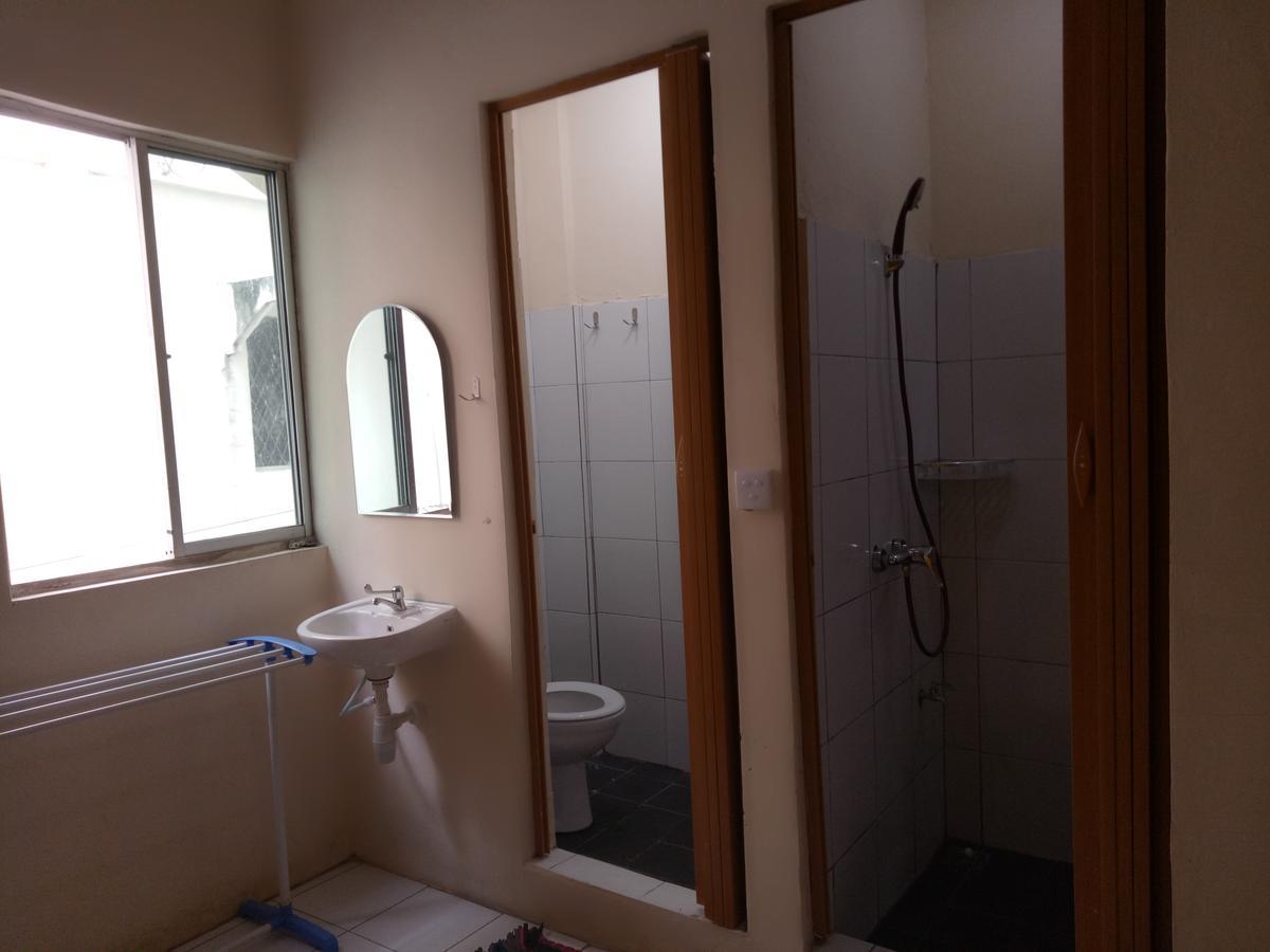 D'Kost Batam Hostel Nagoya Exterior photo